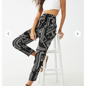 Patterned pants